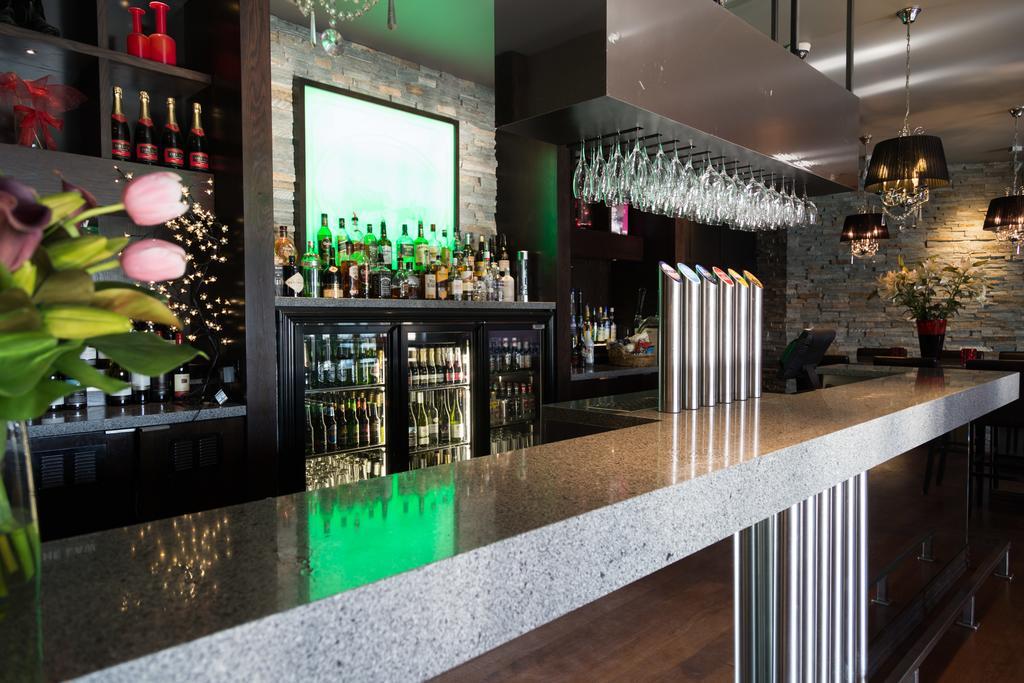 Racecourse Hotel And Motor Lodge Christchurch Buitenkant foto
