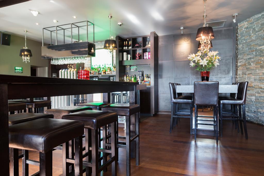 Racecourse Hotel And Motor Lodge Christchurch Buitenkant foto