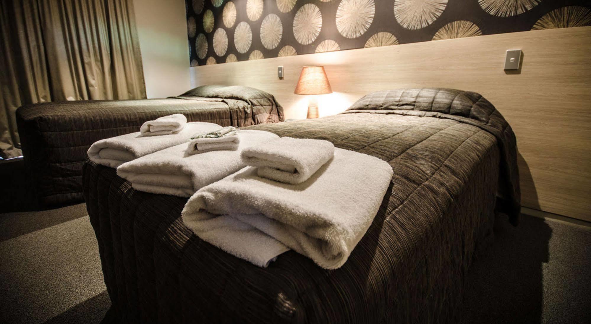Racecourse Hotel And Motor Lodge Christchurch Buitenkant foto